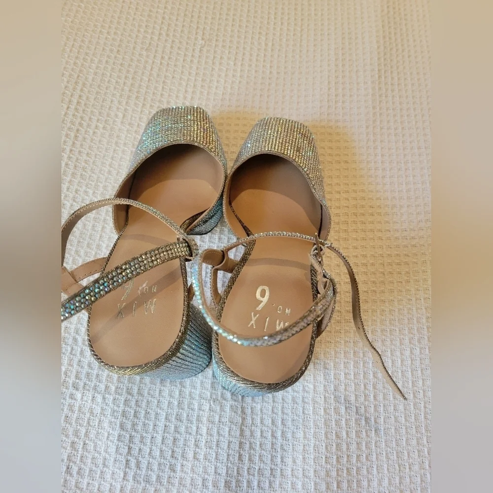 Elegant Glitter Block Heel Sandals